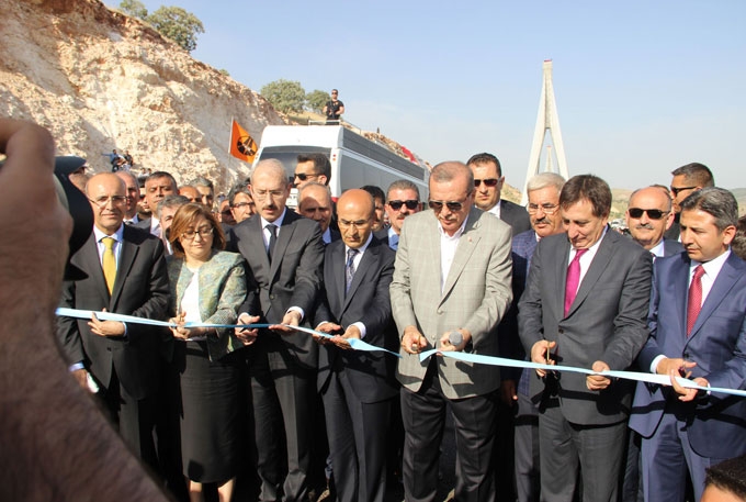 Nissibi Köprüsü açıldı Nissibi Köprüsü açıldı